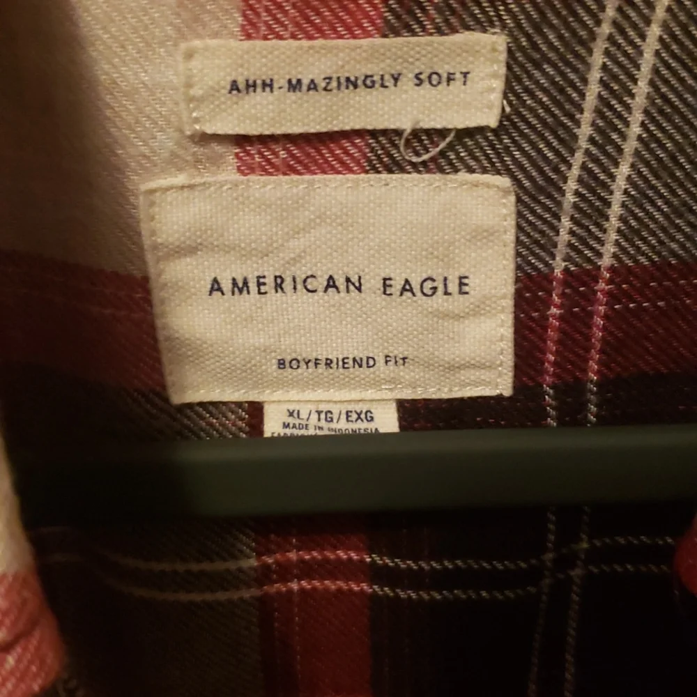 Button up flannel - Picture 2 of 3